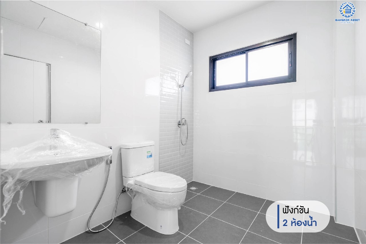 บ้านมือสองตกแต่งใหม่ ม.ลานทอง ติวานนท์-ปากเกร็ด เนื้อที่ 54 ตร.ว. ฟังก์ชัน 3 ห้องนอน 2 ห้องน้ำ บนทำเลทองเดินทางสะดวกติด ถ.ติวานนท์ ใกล้ห้าแยกปากเกร็ด เมืองทองธานี ทางด่วน, เซ็นทรัลแจ้งวัฒนะ และรถไฟฟ้าสายสีชมพู (สายอนาคต) "สถานีปากเกร็ด"